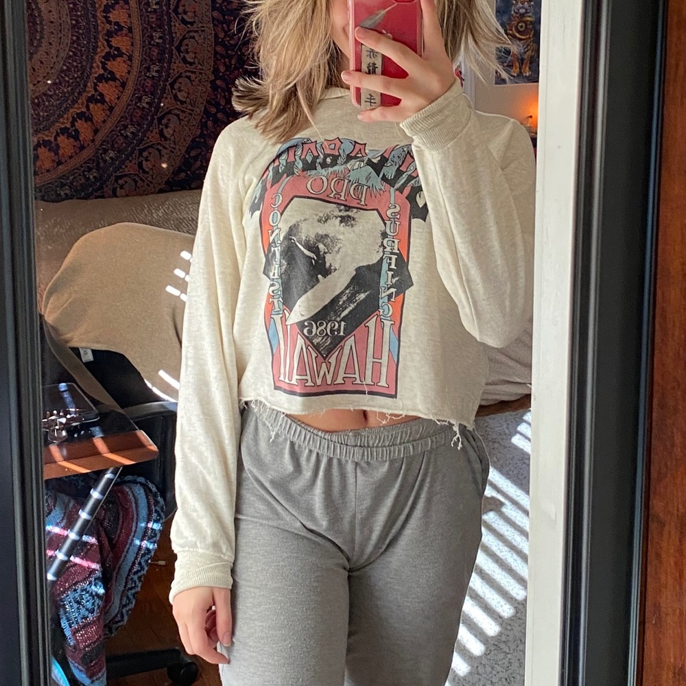 Cropped Hawaii Lone Sleeve